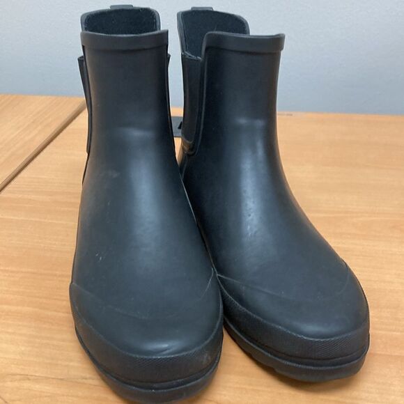 J.Crew Short lug-sole rain boots - Picture 2 of 5